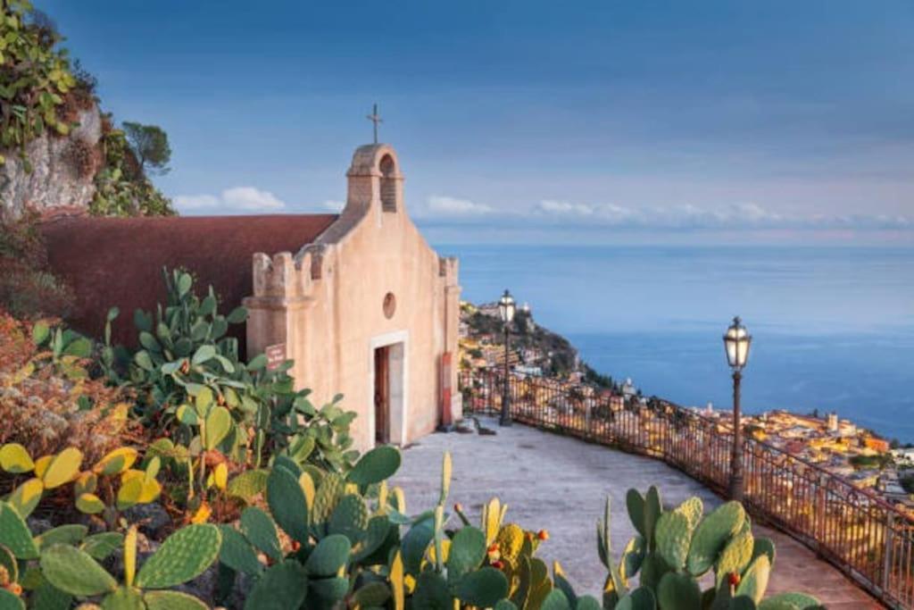 La Chicca Sicily Holiday House Castelmola Luaran gambar