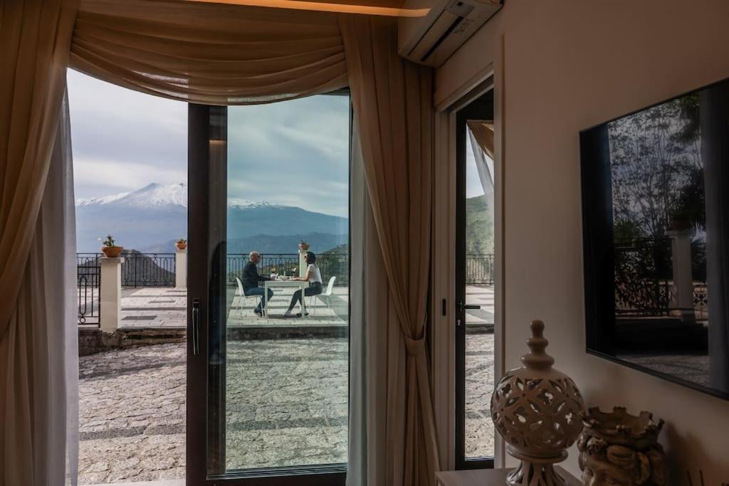 La Chicca Sicily Holiday House Castelmola Luaran gambar